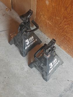Daytona 3-Ton Heavy Duty Jack Stands – Pair