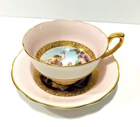 Vintage Windsor England Bone China Set Cup & Saucer Victorian Scene. Beautiful and elegant set is in very good condition.