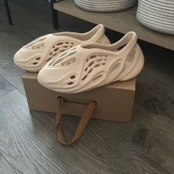 Women’s Shoes 
