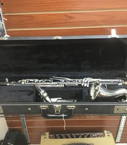 Selmer bundy alto clarinet/with case