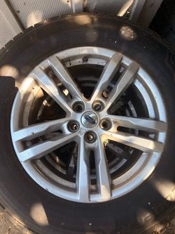 Ford OEM Alloy Wheel with Tire