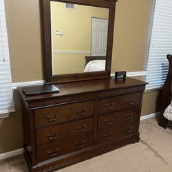 Beautiful Cherrywood Dresser With Mirror