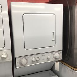 Whirlpool 24” Stackable Washer And Dryer. 1 year Warranty 