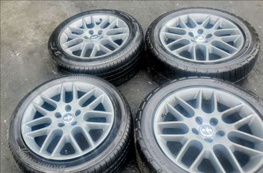 Set of Wheels and tires (Fits 2005-2014 Ford Mustang)