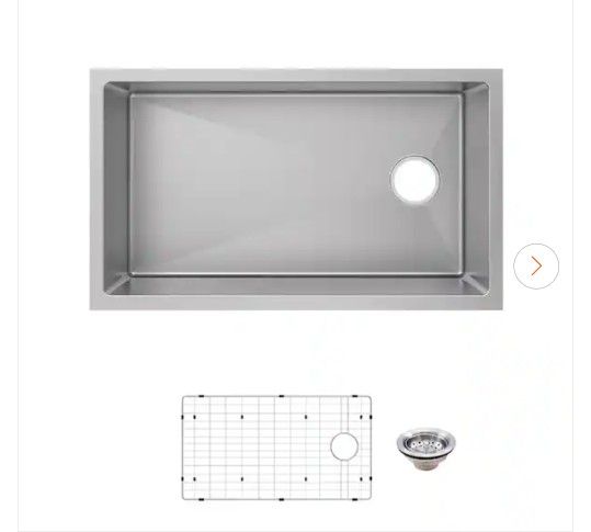 Glacier Bay
Tight Radius 31 in. Undermount Single Bowl 18 Gauge Stainless Steel Kitchen Sink with Accessories