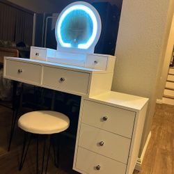 White Vanity - With LED - Assembled 