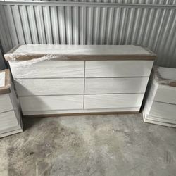 Dresser and 2 nightstands - cómoda y 2 mesitas de noche
