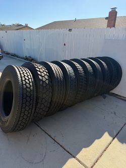 Truck tires (recaps)