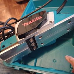 Makita Electric Planner Like New 