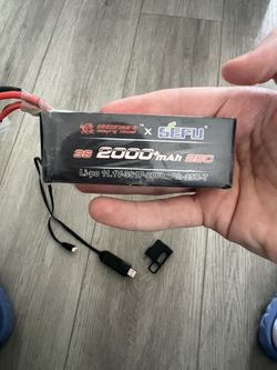 Title: 3S 11.1V 2000mAh LiPo Battery with Charger