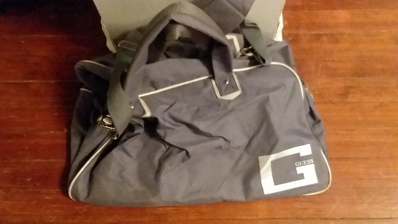 Guess original duffel gym X-Large tote travel carry/back pack BRAND NEW