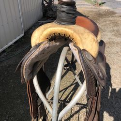 Roping Saddle 