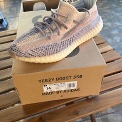 Yeezy 350 Ashpearl