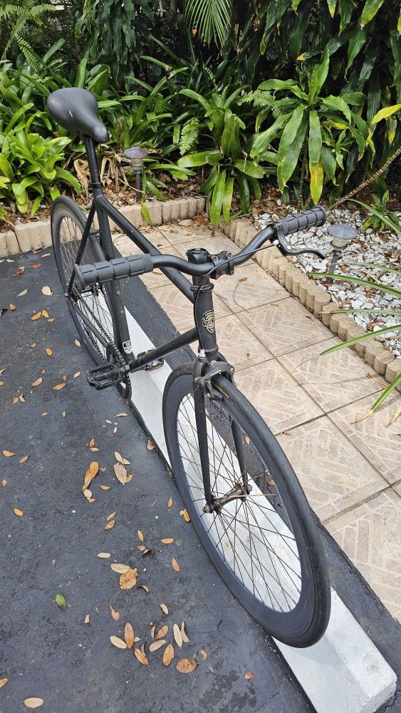 Pure Fix Cycles Fixed Gear / Fixie / Single Speed Bike / Bicycle Sports & Outdoors