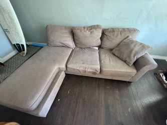 Free Living Spaces Couch