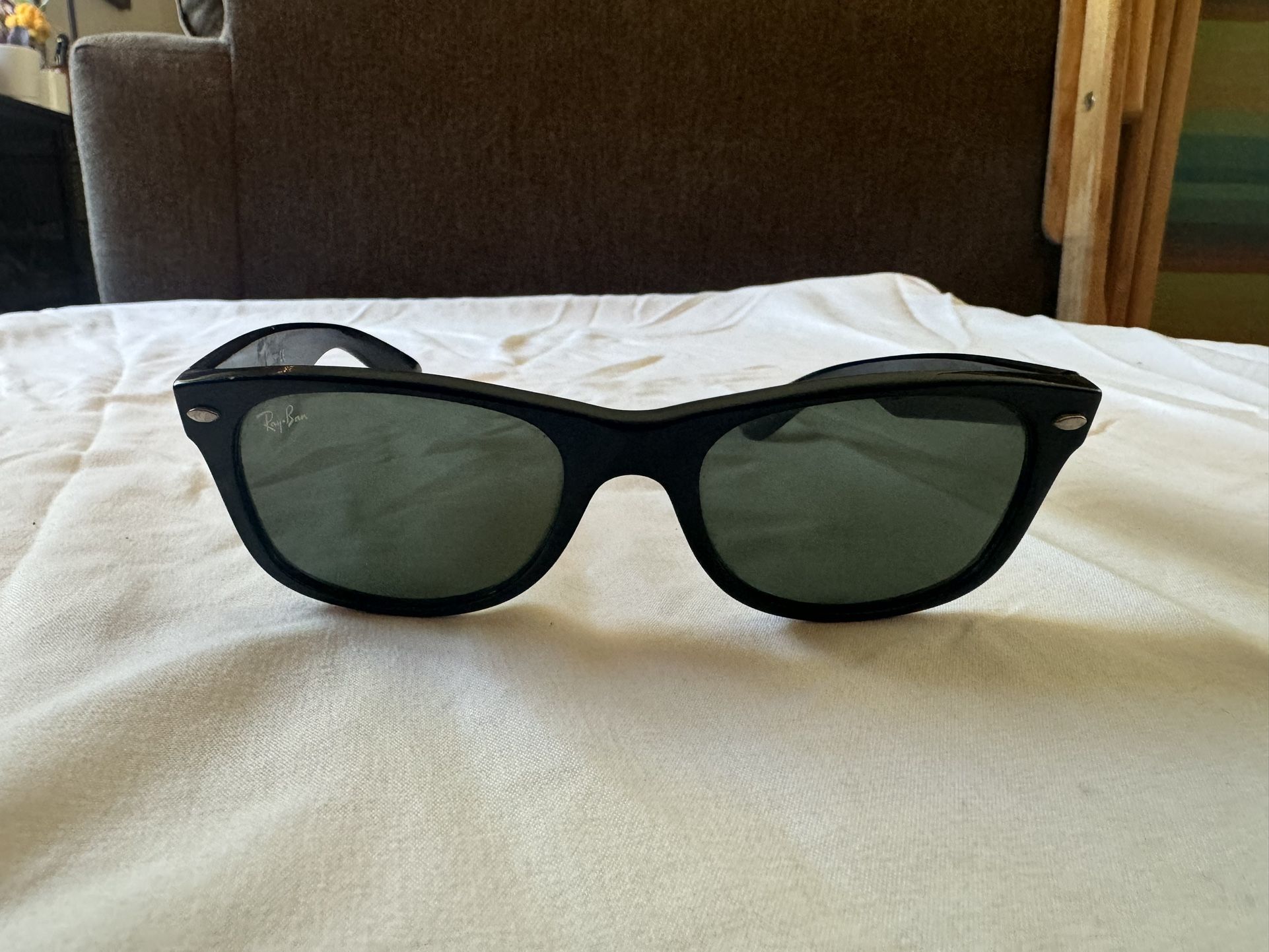 Ray Ban Wayfarers Sunnies.