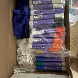 Graffiti Spray cans & Streaks 