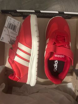 Adidas - red/white toddler 8