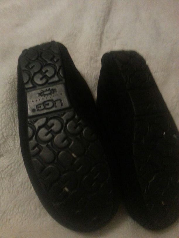 UGG shoes unisex size 10