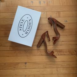 Steve Madden Chestnut Heels