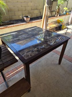 Dining Table ( no chairs ) Free!