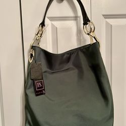 JPK Paris 75 Maxi Bucket Bag (Green) - New with Tags & Authentication Card