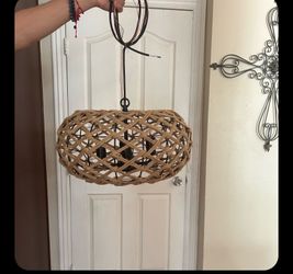 Hand Woven Rattan Chandelier… NEW