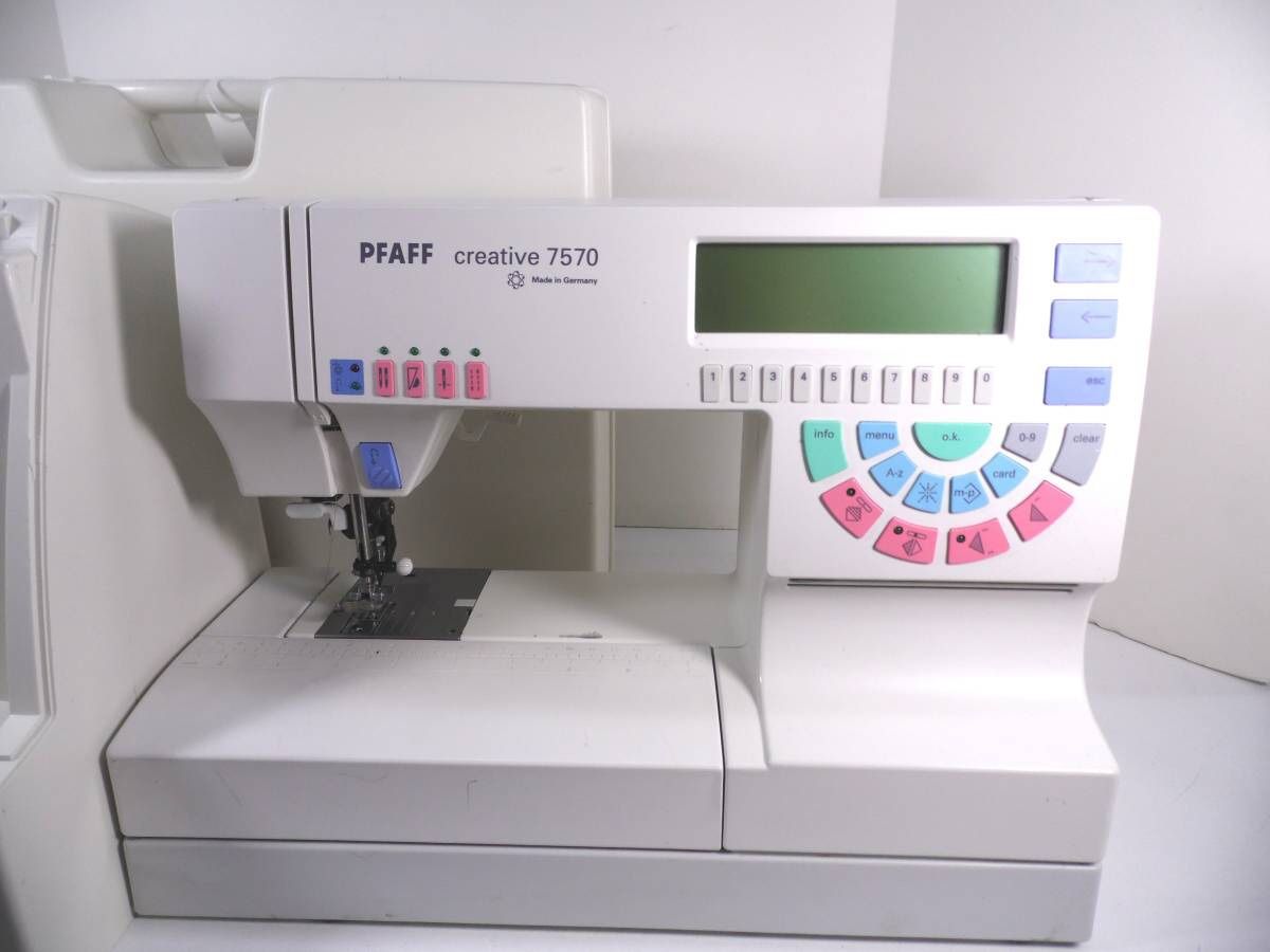 PFAFF Creative 7570 Computerized Sewing Machine / Embroidery Kit