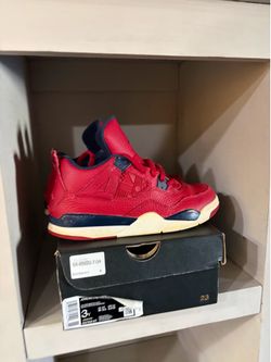 Jordan 4s size 3y