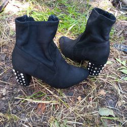 Steven Madden Zip Up Ankle Boots