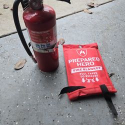 Fire Blanket And Extinguisher 