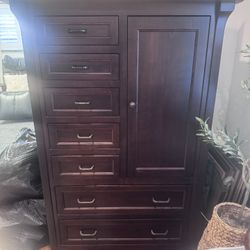 Cherry Wood Bedroom Set