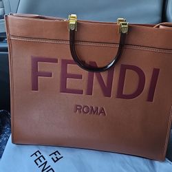 FENDI
Pre-Loved Sunshine Shopper Tote Leather Large, Brown