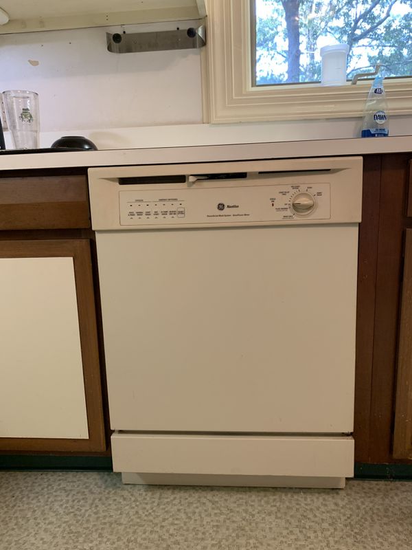 GE Dishwasher 24” Wide X 33 1/2” Tall for Sale in Norfolk, VA OfferUp