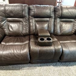 3 Person Leather Sofa With 2 Recliners