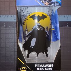 GOTHAM CITY HERO | DC BATMAN | 16OZ PINT GLASS TUMBLER | RARE HTF | NEW IN BOX | FACTORY SEALED