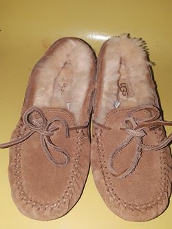 Uggs shoes..m