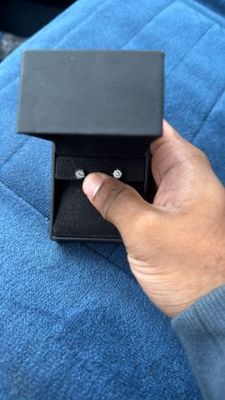 10k Natural Diamond Earrings