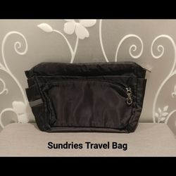 TRAVEL SUNDRIES CASE
