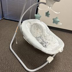 Baby swing