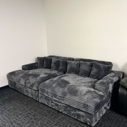 Dark Gray Cozy Couch 🛋️ Brand New In Box Also Available In Blue Brand New 🆕 