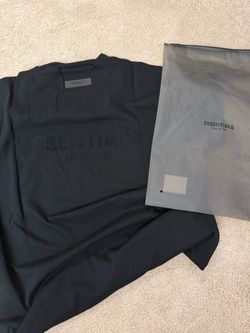 Black fear of God Essential T-shirt