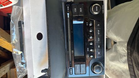 Nissan Sentra radio 2013-1029