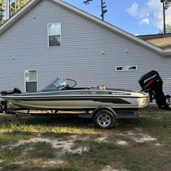 2001 Ranger Fish / Ski Boat 