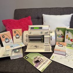 Cricut Personal Electronic Cutter and Accessories 