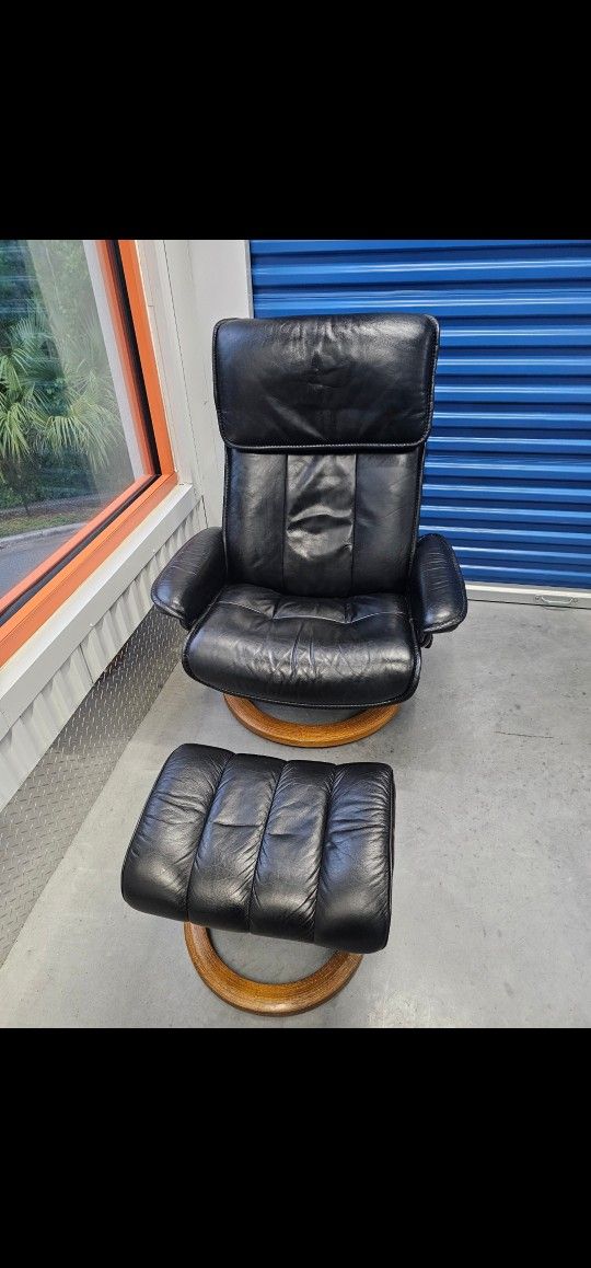 Ekornes Stressless "Admiral" Leather Recliner And Ottoman