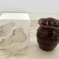 Scentsy Plug-in Warmer Roma Brand New