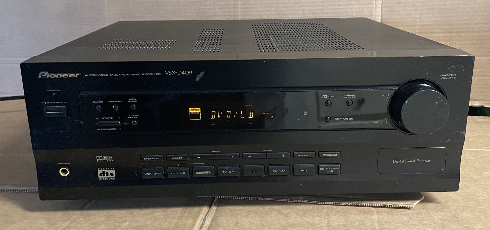Pioneer VSX-D409 Dolby Digital Audio Video Multi-Channel A/V Receiver No Remote!
