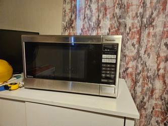 Microwave  1200 watts