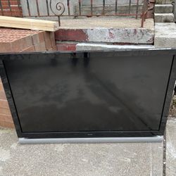 Vizio 55” TV VF551XVT